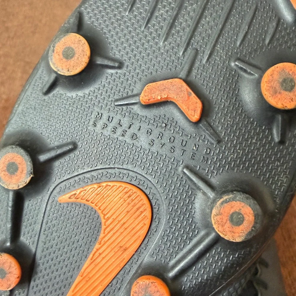 Nike Mercurial Superfly 6 Academy MG Soccer Cleats Mens 8.5 Black Orange‎ AH7362